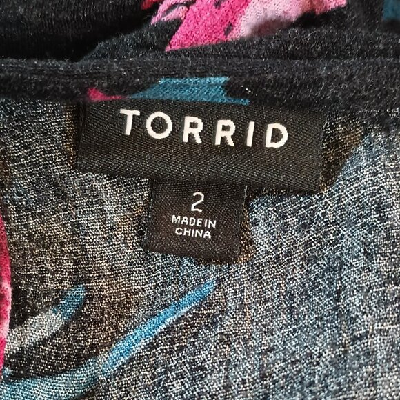 Torrid Floral Gauze Babydoll Top 2 Short Sleeve Keyhole Front Black Pink Tunic - Picture 5 of 7